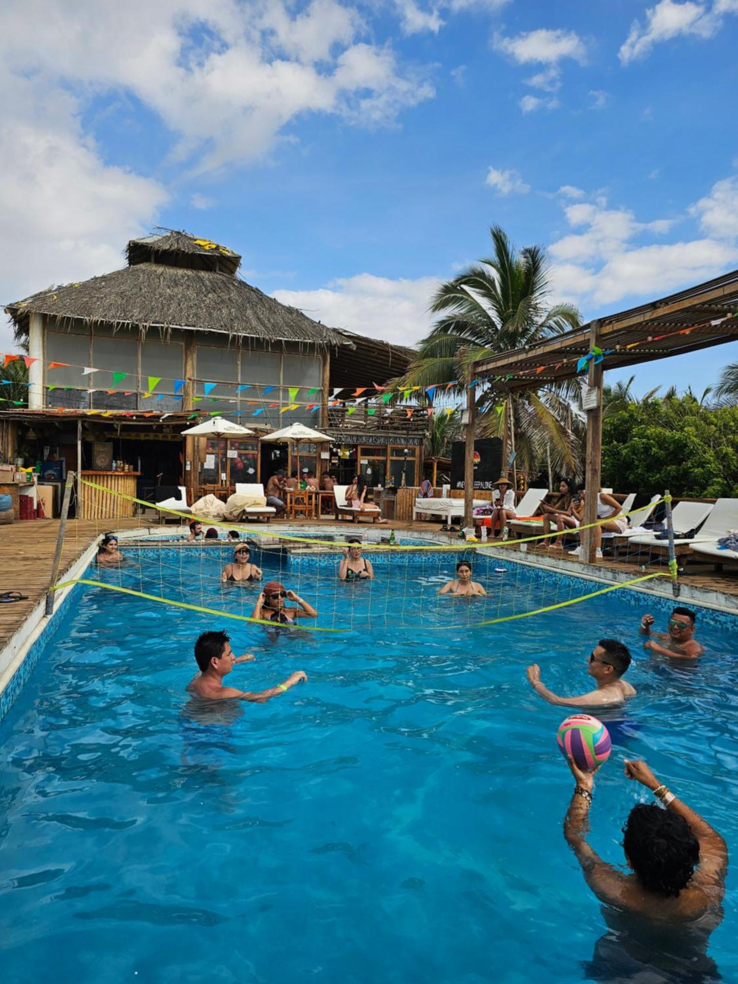 The Point Mancora Beach Kültér fotó